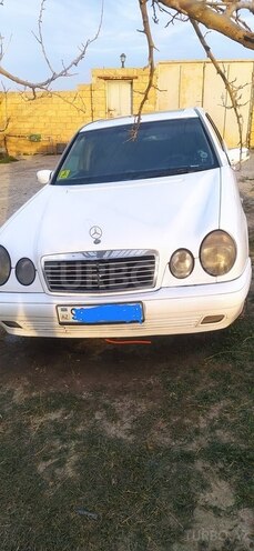 Mercedes E 220 1996, 589,233 km - 2.2 l - Bakı