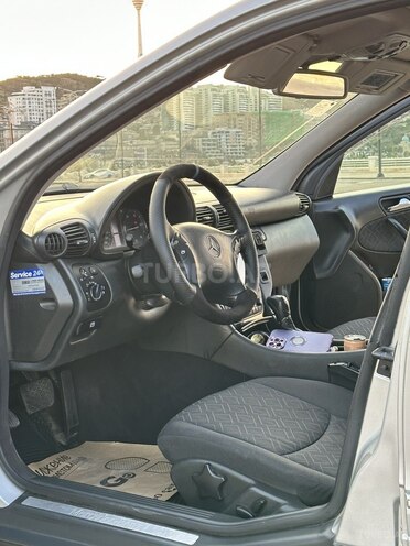 Mercedes C 270 2001, 330,000 km - 2.7 l - Bakı