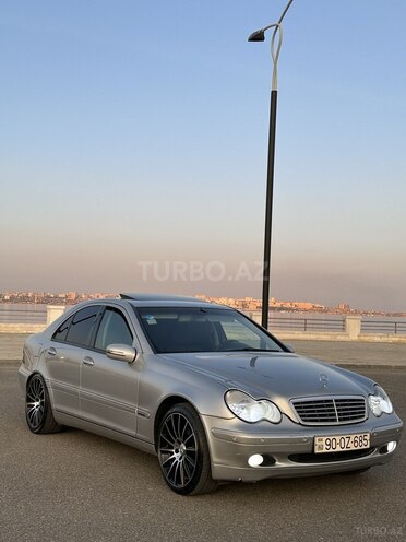 Mercedes C 270 2001, 330,000 km - 2.7 l - Bakı