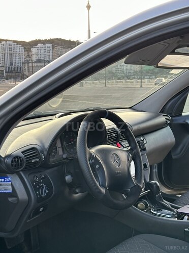 Mercedes C 270 2001, 330,000 km - 2.7 l - Bakı