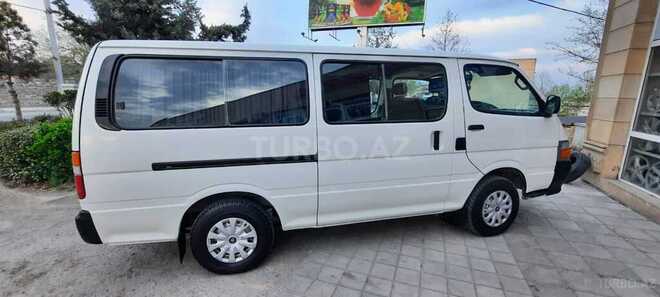 Toyota HiAce 2004, 320,000 km - 3.0 л - Bərdə