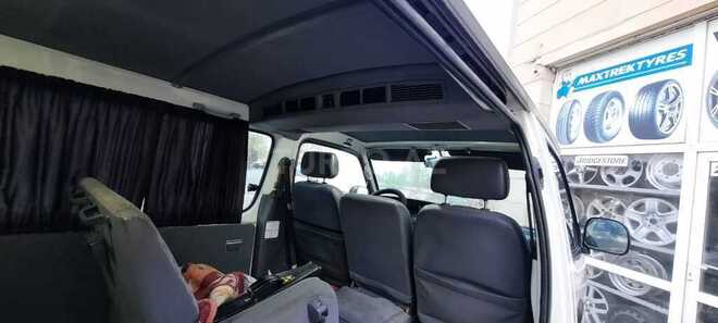 Toyota HiAce 2004, 320,000 km - 3.0 л - Bərdə