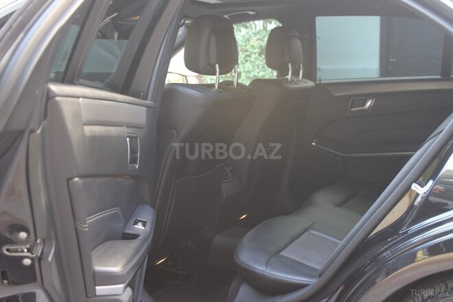 Mercedes E 220 2015, 176,620 km - 2.2 l - Bakı