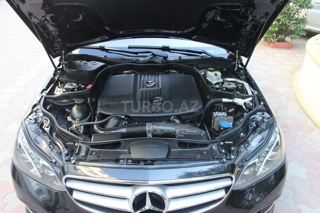 Mercedes E 220 2015, 176,620 km - 2.2 l - Bakı