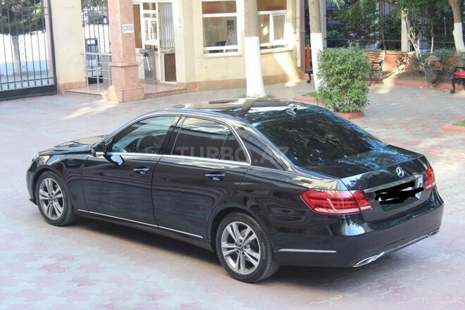 Mercedes E 220 2015, 176,620 km - 2.2 l - Bakı