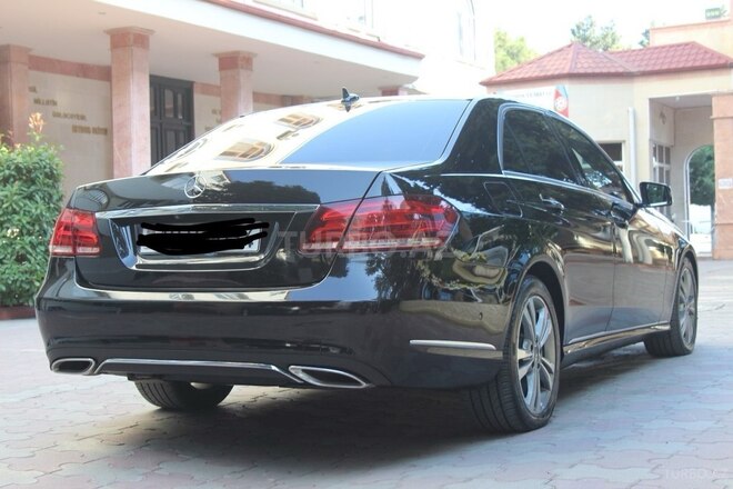 Mercedes E 220 2015, 176,620 km - 2.2 l - Bakı