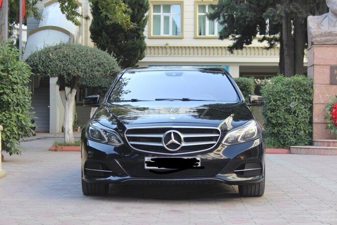 Mercedes E 220 2015, 176,620 km - 2.2 l - Bakı