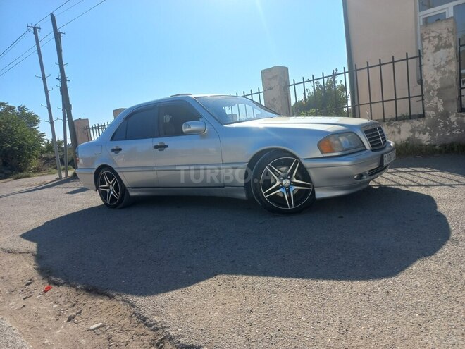 Mercedes C 200 1999, 395,000 km - 2.0 л - Bakı