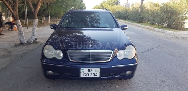 Mercedes C 220 2003, 300,000 km - 2.2 l - Sumqayıt