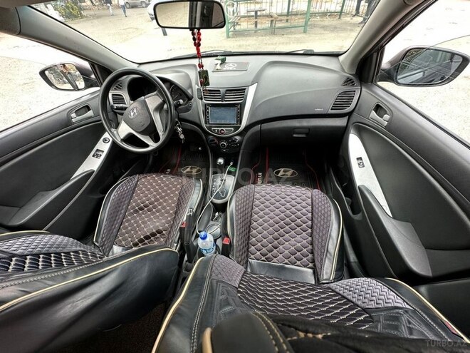 Hyundai Accent 2013, 270,000 km - 1.4 l - Bakı