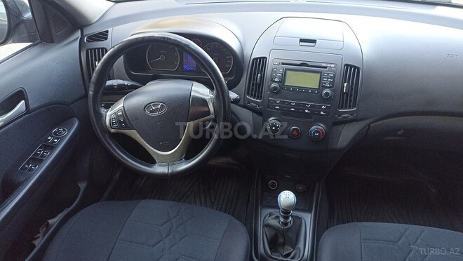 Hyundai i30 2008, 250,000 km - 1.6 л - Bakı