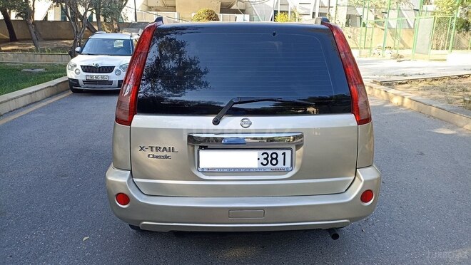Nissan X-Trail 2011, 170,000 km - 2.5 l - Bakı