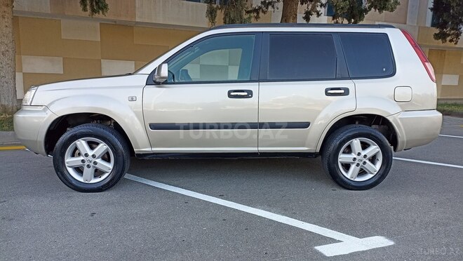 Nissan X-Trail 2011, 170,000 km - 2.5 l - Bakı