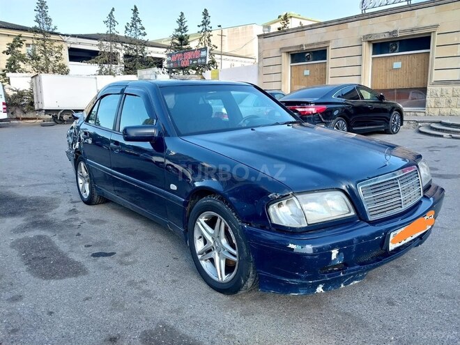 Mercedes C 240 1998, 288,000 km - 2.4 l - Bakı
