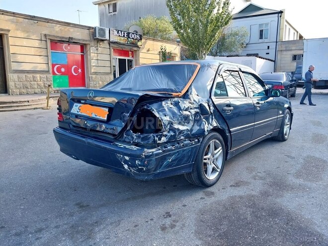 Mercedes C 240 1998, 288,000 km - 2.4 l - Bakı