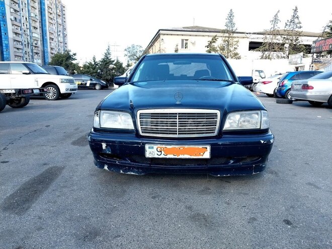 Mercedes C 240 1998, 288,000 km - 2.4 l - Bakı