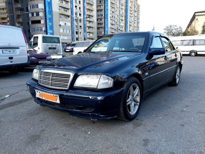 Mercedes C 240 1998, 288,000 km - 2.4 l - Bakı