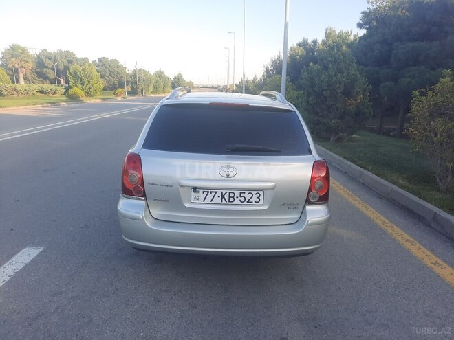 Toyota Avensis 2006, 190,000 km - 2.0 л - Bakı