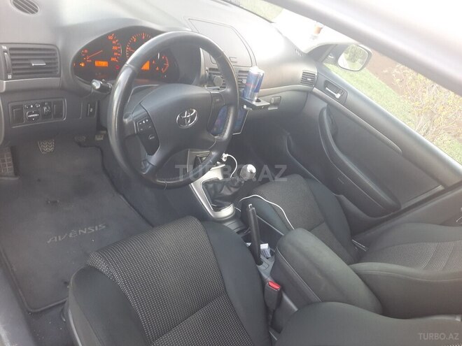 Toyota Avensis 2006, 190,000 km - 2.0 л - Bakı