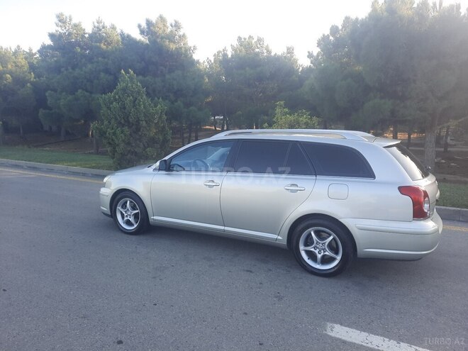 Toyota Avensis 2006, 190,000 km - 2.0 л - Bakı