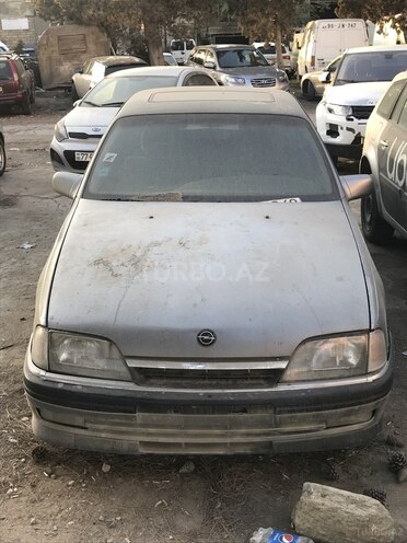 Opel Omega 1994, 215,000 km - 2.5 l - Bakı