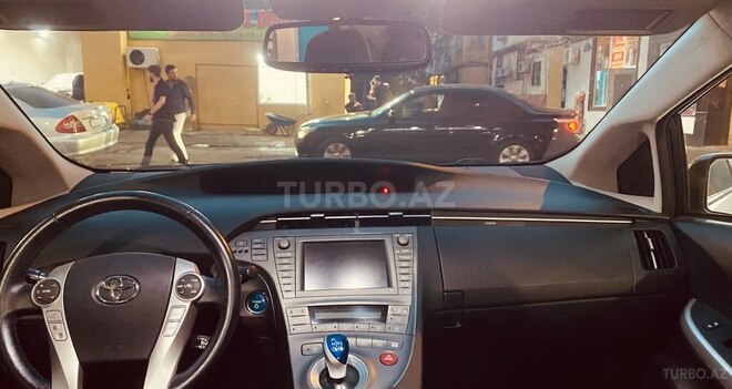 Toyota Prius 2014, 220,000 km - 1.8 l - Bakı