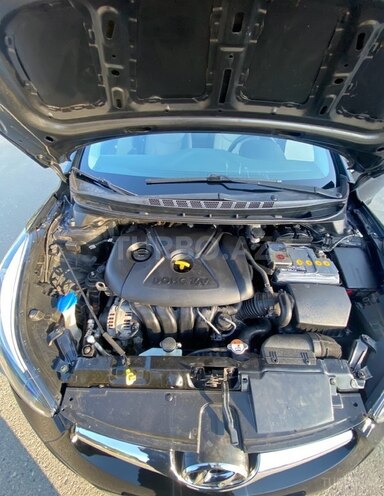 Hyundai Elantra 2015, 84,800 km - 1.8 l - Bakı