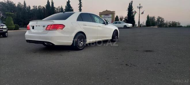 Mercedes E 220 2014, 216,839 km - 2.2 l - Ağcabədi