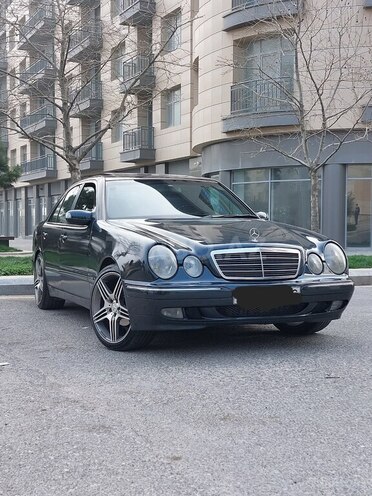 Mercedes E 220 2001, 504,000 km - 2.2 л - Bakı