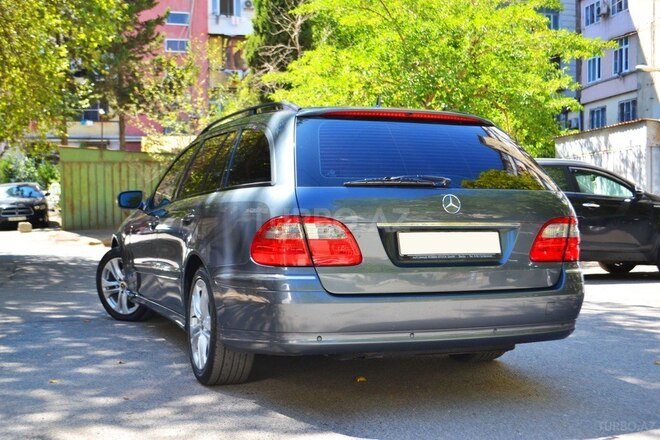Mercedes E 220 2007, 217,000 km - 2.2 л - Bakı