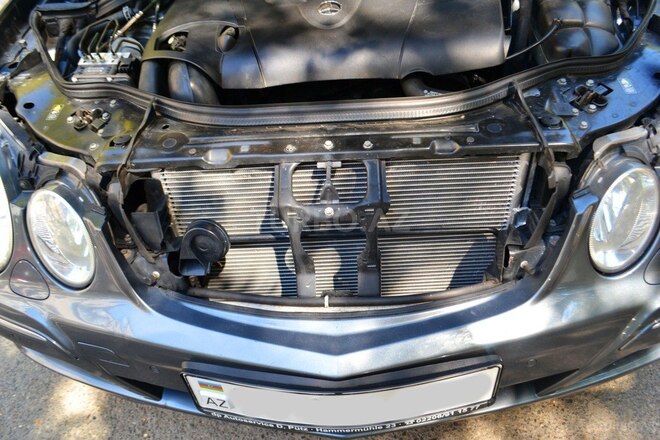 Mercedes E 220 2007, 217,000 km - 2.2 л - Bakı