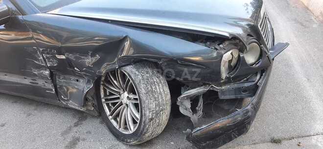 Mercedes E 200 1997, 413,000 km - 2.0 l - Bakı