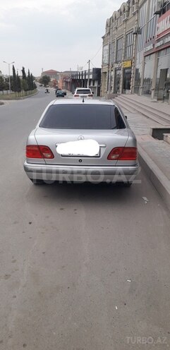 Mercedes E 280 1999, 270,000 km - 2.8 l - Gəncə