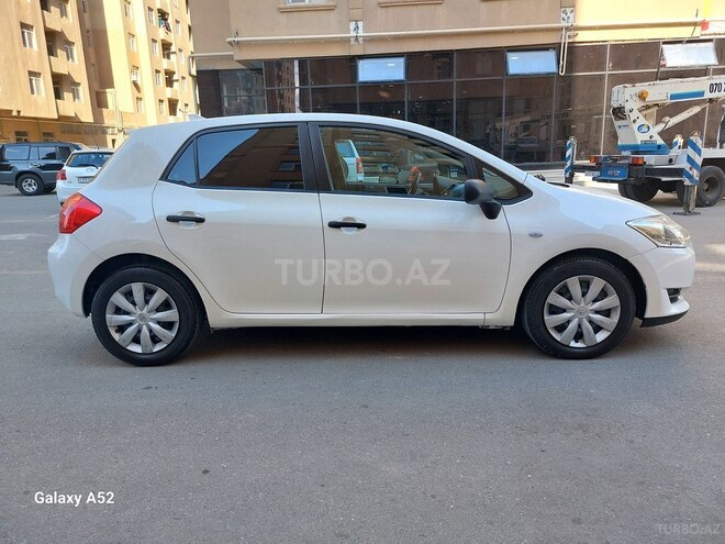 Toyota Auris 2007, 179,000 km - 1.4 л - Bakı