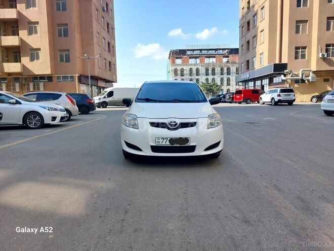 Toyota Auris 2007, 179,000 km - 1.4 л - Bakı