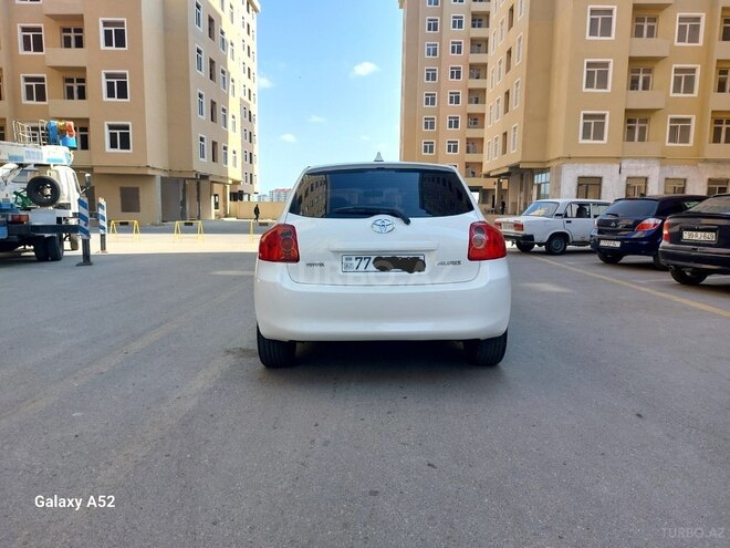 Toyota Auris 2007, 179,000 km - 1.4 л - Bakı