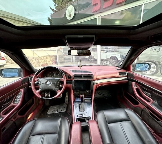 BMW 740 1999, 288,000 km - 4.0 l - Bakı