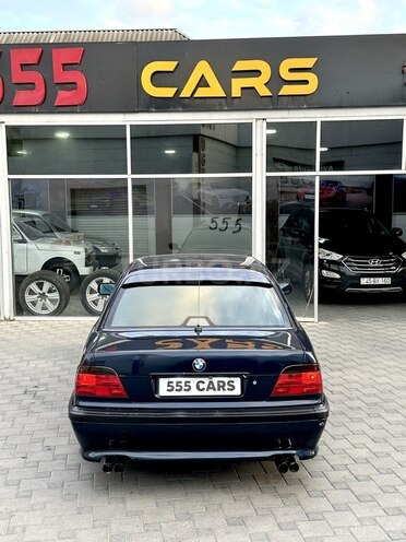 BMW 740 1999, 288,000 km - 4.0 l - Bakı
