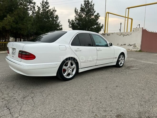 Mercedes E 240 2001, 336,000 km - 2.4 l - Şirvan