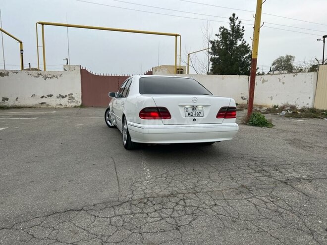 Mercedes E 240 2001, 336,000 km - 2.4 l - Şirvan