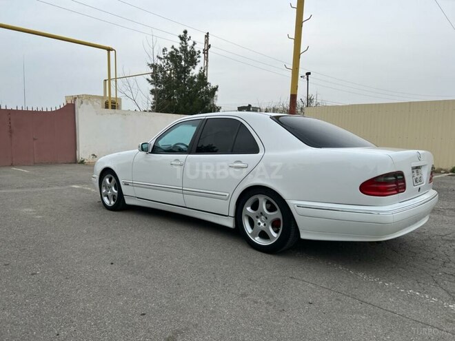 Mercedes E 240 2001, 336,000 km - 2.4 l - Şirvan