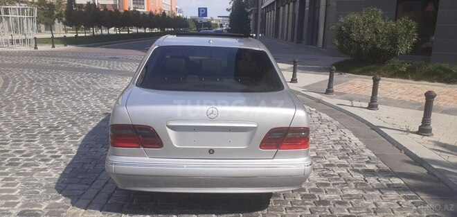 Mercedes E 270 2000, 439,857 km - 2.7 l - Bakı