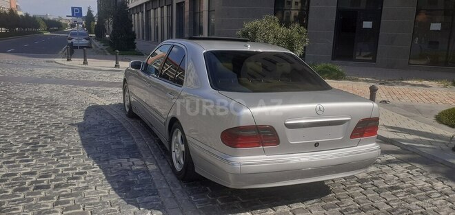 Mercedes E 270 2000, 439,857 km - 2.7 l - Bakı