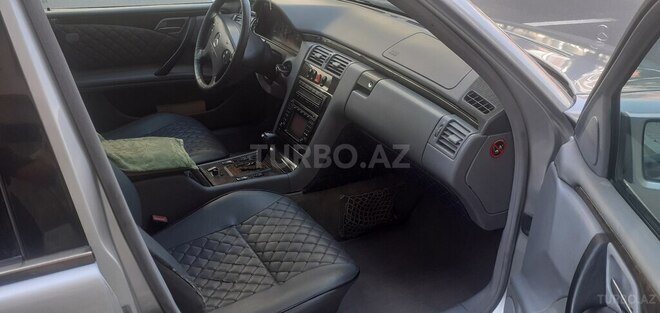 Mercedes E 270 2000, 439,857 km - 2.7 l - Bakı