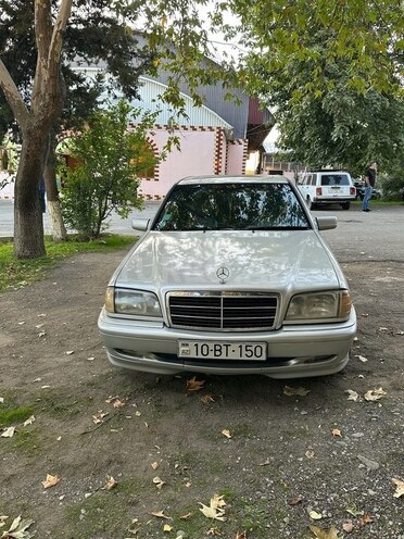 Mercedes C 230 2000, 335,000 km - 2.3 l - Bakı