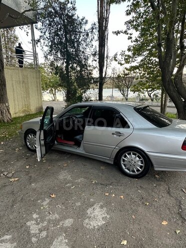 Mercedes C 230 2000, 335,000 km - 2.3 l - Bakı
