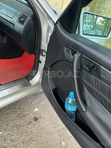 Mercedes C 230 2000, 335,000 km - 2.3 l - Bakı