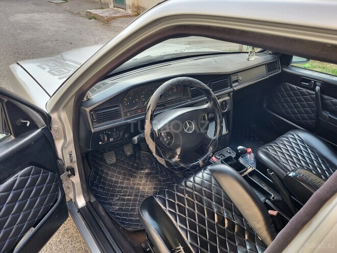 Mercedes 190 1991, 321,588 km - 2.0 l - Bakı
