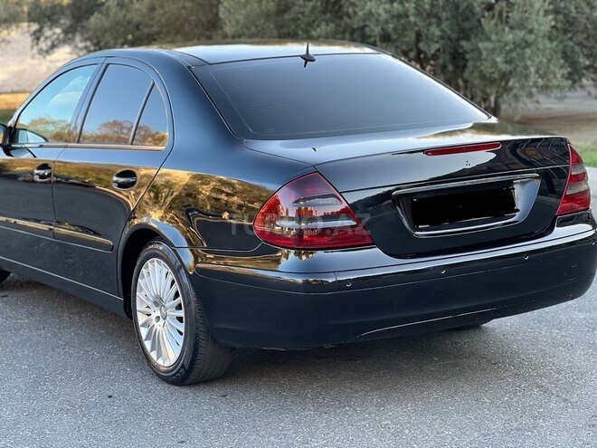 Mercedes E 220 2002, 245,000 km - 2.2 l - Bakı