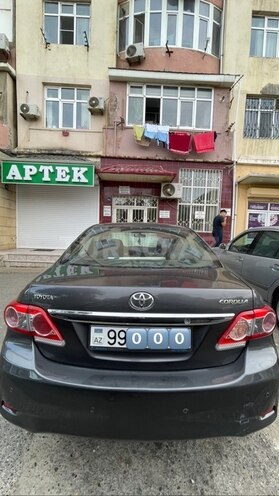 Toyota Corolla 2011, 253,000 km - 1.4 l - Bakı